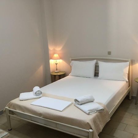 Central Studios In Agios Nikitas Pedestrian Zone Экстерьер фото
